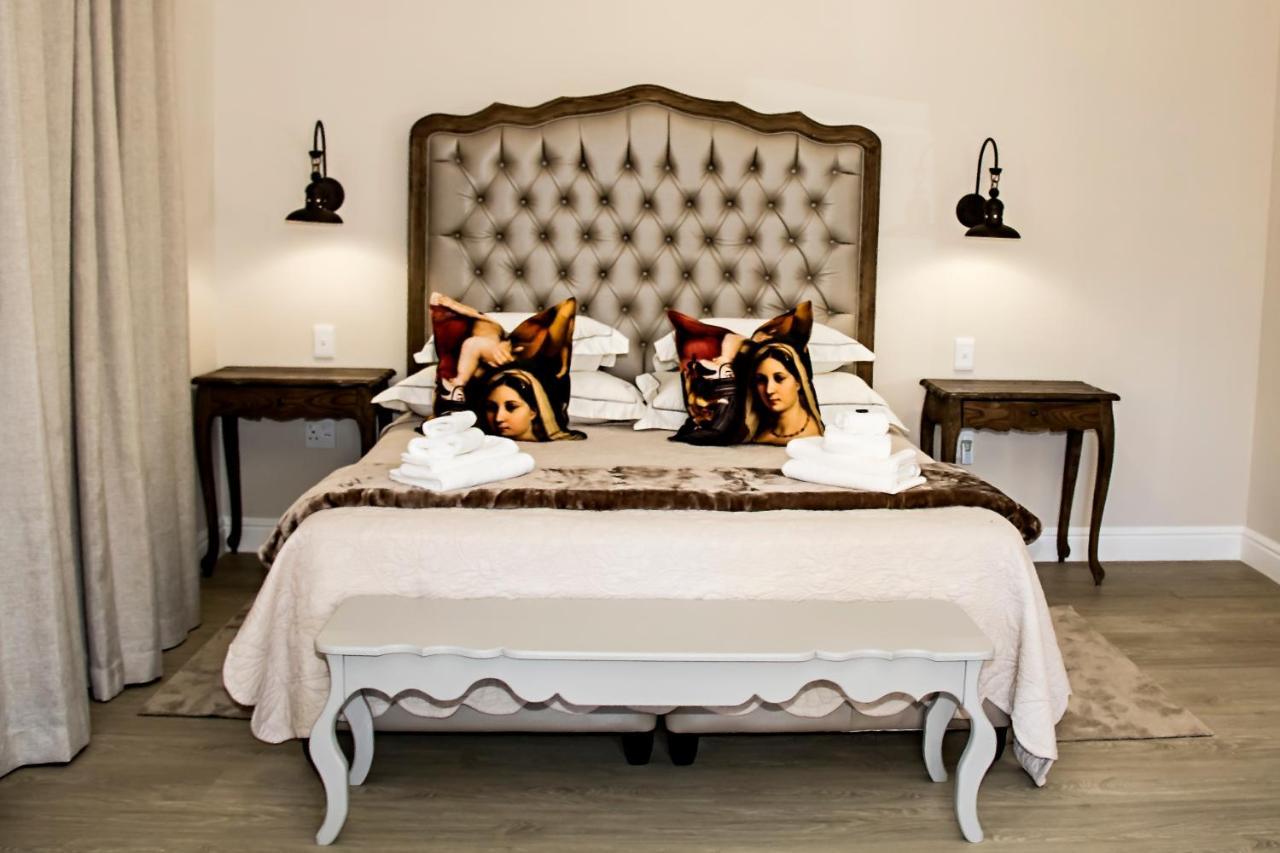 French Karoo Guesthouse Beaufort West Dış mekan fotoğraf