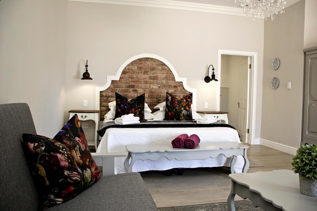 French Karoo Guesthouse Beaufort West Dış mekan fotoğraf