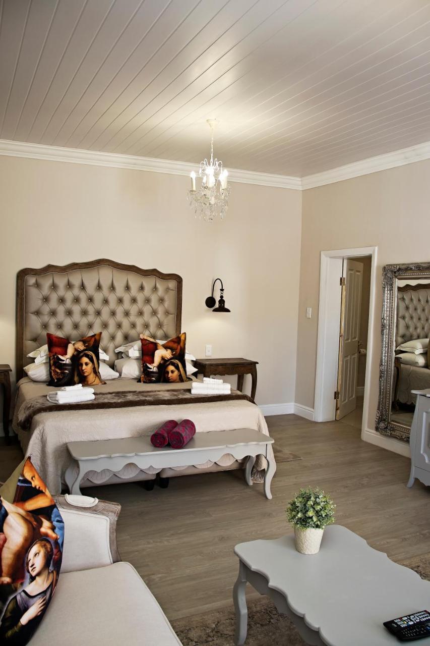 French Karoo Guesthouse Beaufort West Dış mekan fotoğraf