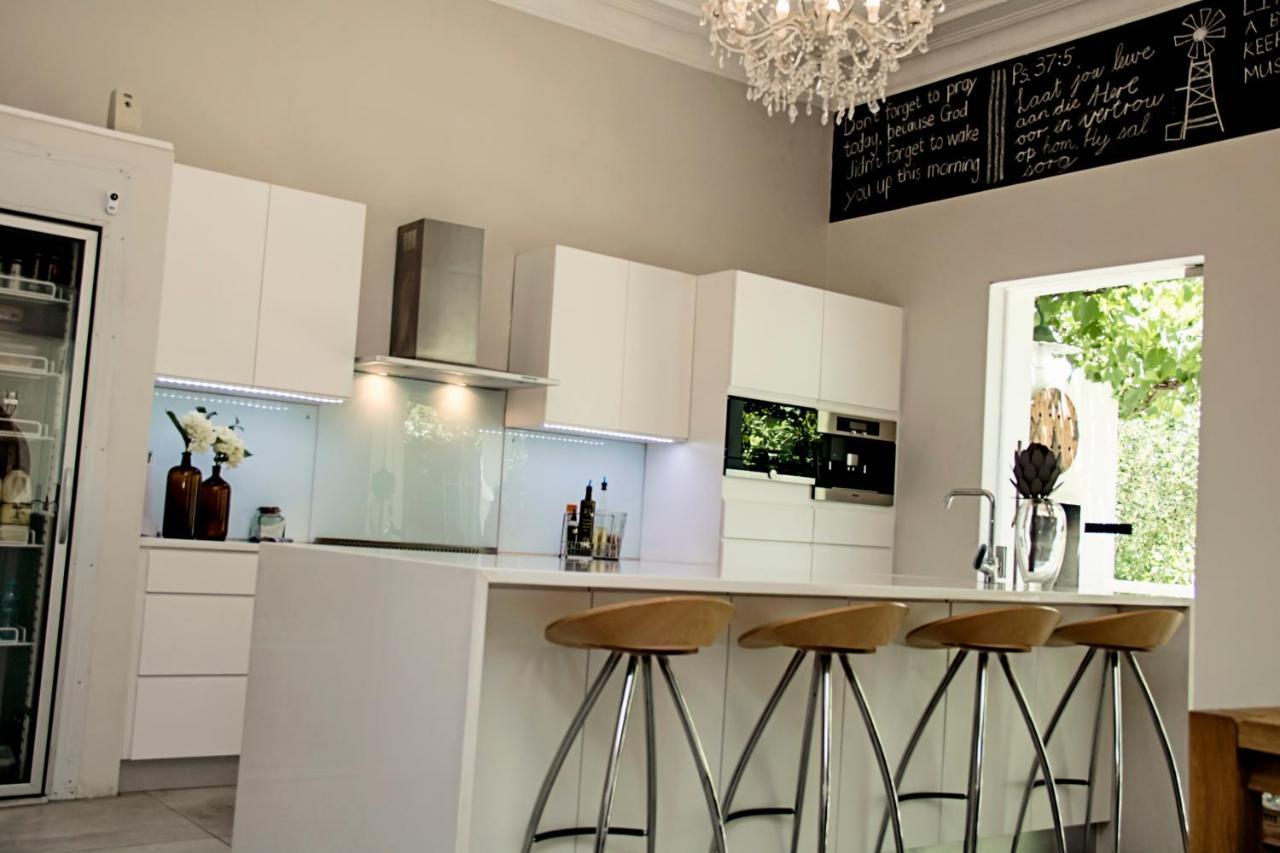 French Karoo Guesthouse Beaufort West Dış mekan fotoğraf
