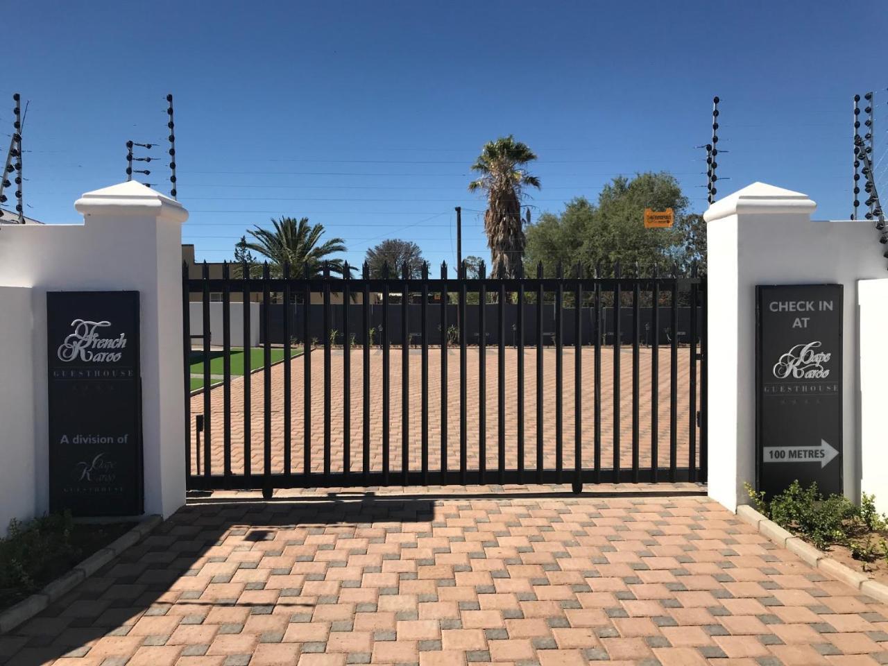French Karoo Guesthouse Beaufort West Dış mekan fotoğraf