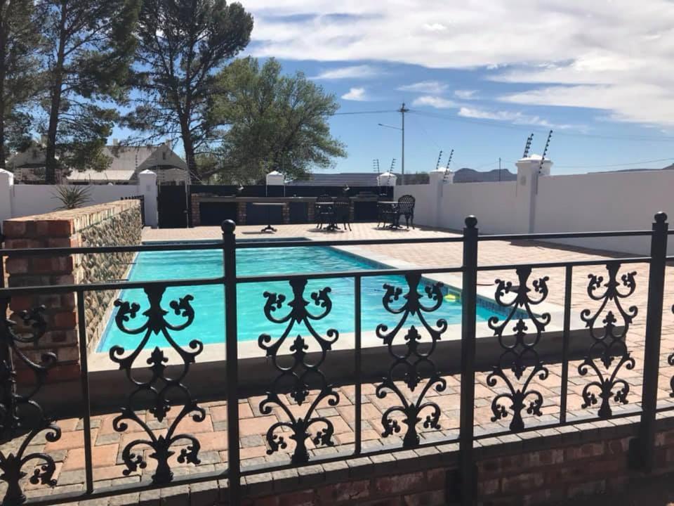 French Karoo Guesthouse Beaufort West Dış mekan fotoğraf